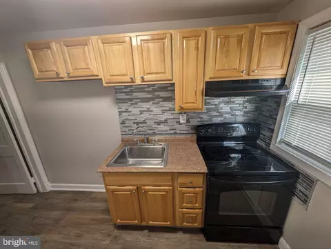 3914 Kenyon Ave, Baltimore, MD 21213 photo 8