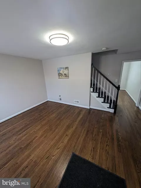 3914 Kenyon Ave, Baltimore, MD 21213 photo 4