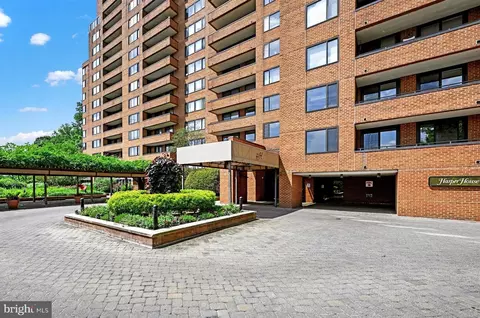 111 Hamlet Hill Rd #410, Baltimore, MD 21210