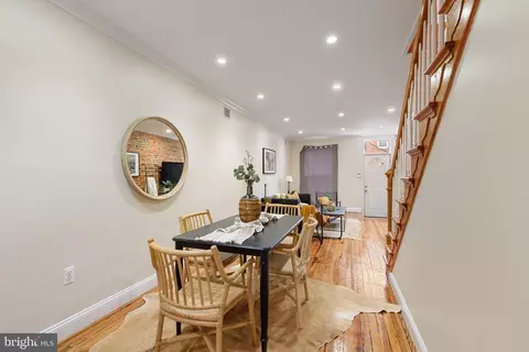 Dining - 612 S Curley St, Baltimore, MD 21224 photo 3 of 3