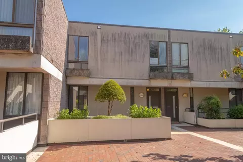 Exterior - 2355 Nutmeg Ter, Baltimore, MD 21209 photo 15 of 27