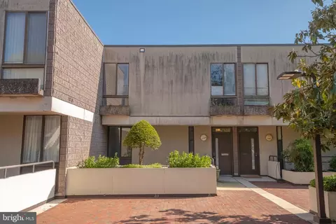 Exterior - 2355 Nutmeg Ter, Baltimore, MD 21209 photo 13 of 27