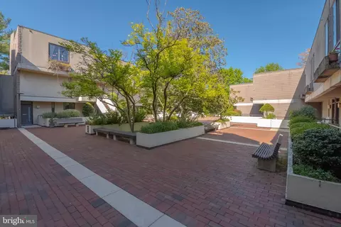 Exterior - 2355 Nutmeg Ter, Baltimore, MD 21209 photo 18 of 27