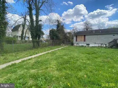 Exterior - 4010 Penhurst Ave, Baltimore, MD 21215 photo 4 of 6