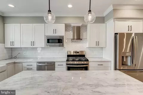 Kitchen - 532 S Streeper St, Baltimore, MD 21224 photo 6 of 6