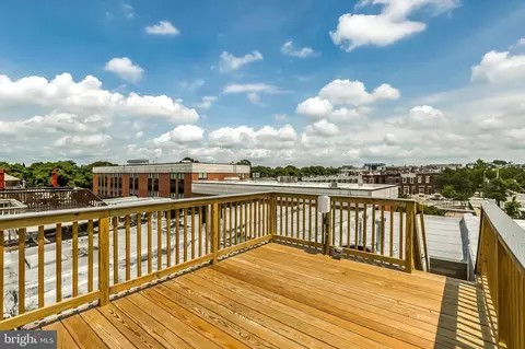 Exterior - 532 S Streeper St, Baltimore, MD 21224 photo 6 of 9