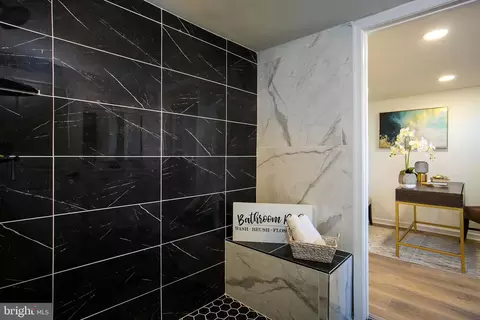 Bath - 1346 Pentridge Rd, Baltimore, MD 21239 photo 3 of 3