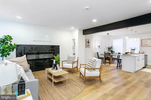 Living - 1346 Pentridge Rd, Baltimore, MD 21239 photo 2 of 5