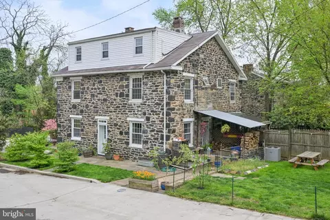 3710 Clipper Rd, Baltimore, MD 21211