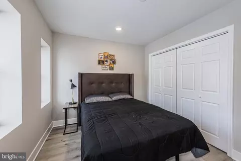 1009 N Mount St, Baltimore, MD 21217 photo 8