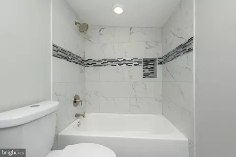 1009 N Mount St, Baltimore, MD 21217 photo 15