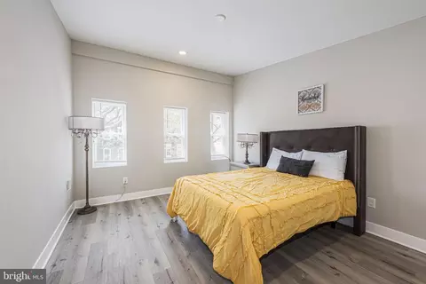 1009 N Mount St, Baltimore, MD 21217 photo 12