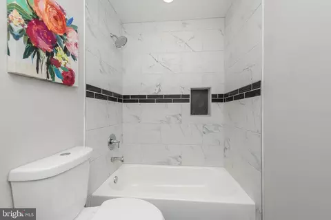 1009 N Mount St, Baltimore, MD 21217 photo 10