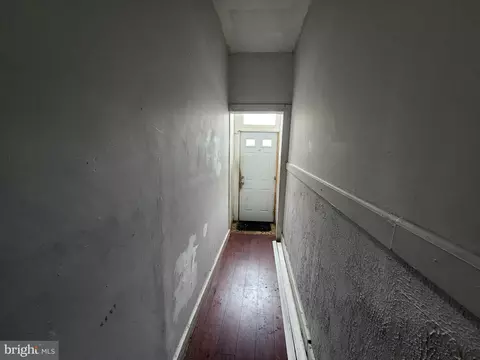 Entry Way - 1946 Walbrook Ave, Baltimore, MD 21217 photo 2 of 2