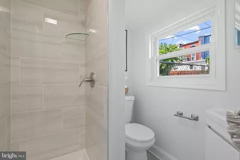 3009 Elm Ave, Baltimore, MD 21211 photo 18