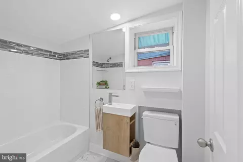 3009 Elm Ave, Baltimore, MD 21211 photo 28