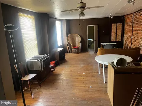 Dining - 3001 E Baltimore St, Baltimore, MD 21224 photo 3 of 4