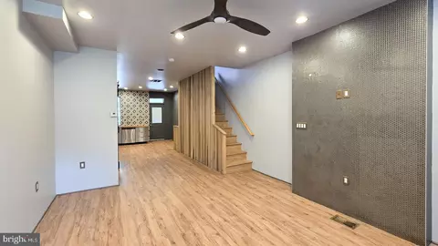 Entry Way - 113 S Calhoun St, Baltimore, MD 21223 photo 1 of 7