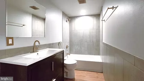 Bath - 113 S Calhoun St, Baltimore, MD 21223 photo 9 of 9