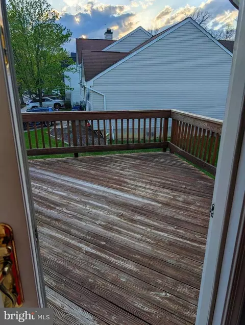 Exterior - 2 Coralberry Ct, Baltimore, MD 21209 photo 5 of 6