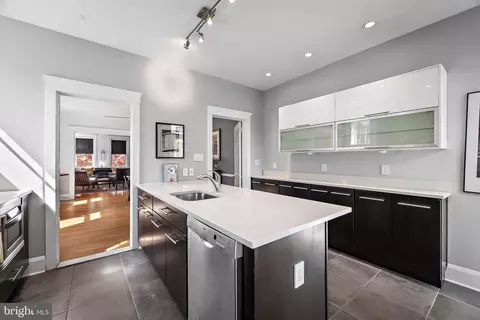 Kitchen - 609 W 38th St, Baltimore, MD 21211 photo 7 of 7