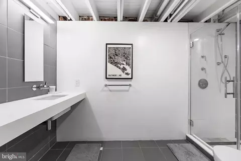 Bath - 609 W 38th St, Baltimore, MD 21211 photo 3 of 3