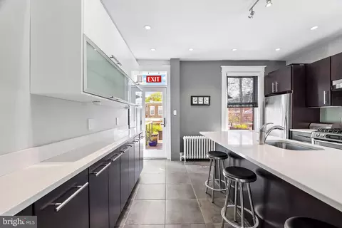 Kitchen - 609 W 38th St, Baltimore, MD 21211 photo 3 of 7