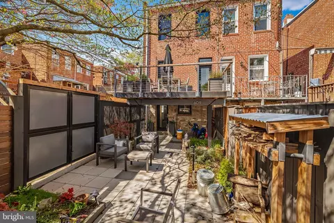 Exterior - 609 W 38th St, Baltimore, MD 21211 photo 7 of 9