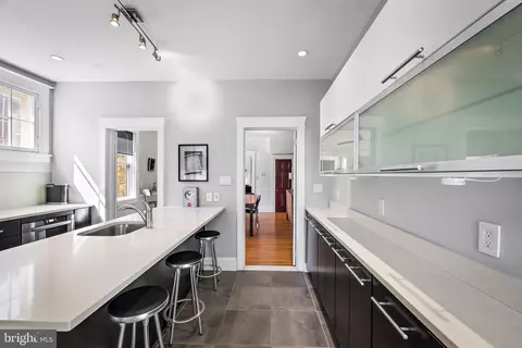 Kitchen - 609 W 38th St, Baltimore, MD 21211 photo 6 of 7