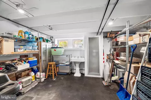 Exterior - 609 W 38th St, Baltimore, MD 21211 photo 6 of 9