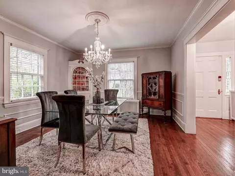 Dining - 4300 Wendover Rd, Baltimore, MD 21218 photo 2 of 5