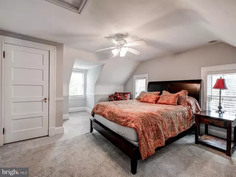 Bedroom - 4300 Wendover Rd, Baltimore, MD 21218 photo 4 of 5