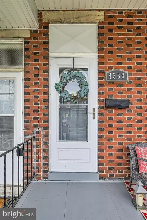 Exterior - 4333 Falls Rd, Baltimore, MD 21211 photo 4 of 6