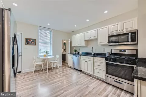 Kitchen - 4333 Falls Rd, Baltimore, MD 21211 photo 2 of 5