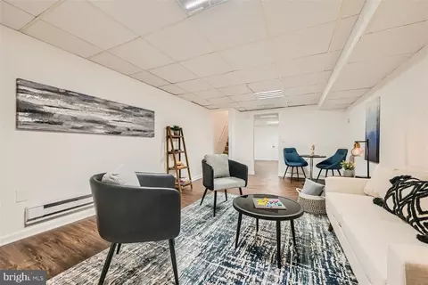 Living - 4333 Falls Rd, Baltimore, MD 21211 photo 5 of 6