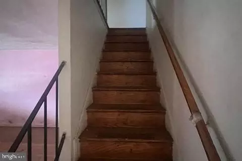 Entry Way - 2121 Braddish Ave, Baltimore, MD 21216 photo 1 of 1