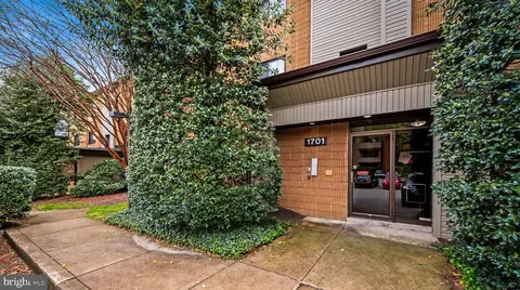 1701 Mount Washington Ct #F, Baltimore, MD 21209