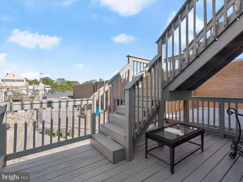 Exterior - 1613 Light St, Baltimore, MD 21230 photo 3 of 7