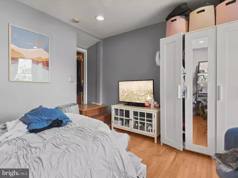 Bedroom - 1613 Light St, Baltimore, MD 21230 photo 6 of 6