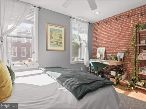 Bedroom - 1613 Light St, Baltimore, MD 21230 photo 4 of 6