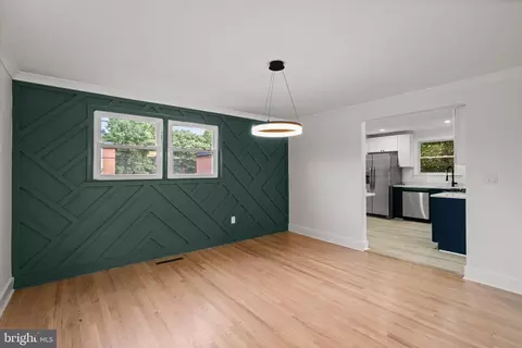 Dining - 7609 Windy Rdg, Baltimore, MD 21236 photo 2 of 4