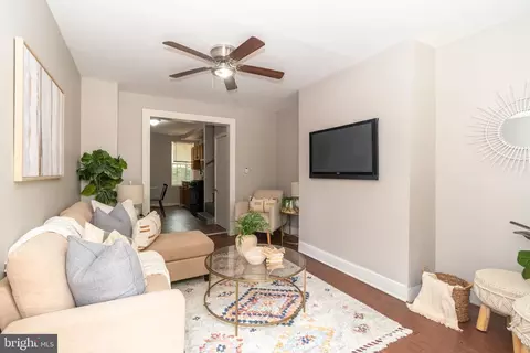 42 S Schroeder St, Baltimore, MD 21223
