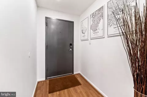 Entry Way - 1011 Hunter St #I-2, Baltimore, MD 21202 photo 1 of 3