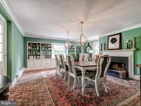 Dining - 400 Northway, Baltimore, MD 21218 photo 4 of 5