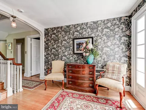 Entry Way - 400 Northway, Baltimore, MD 21218 photo 4 of 5