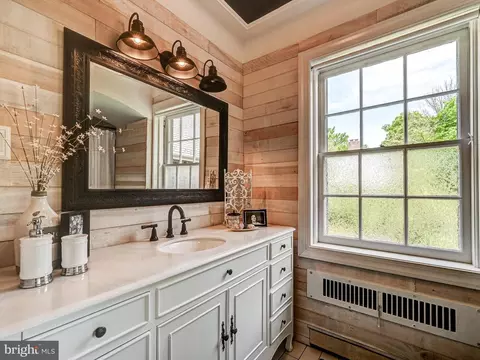 Bath - 400 Northway, Baltimore, MD 21218 photo 1 of 3
