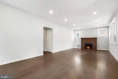 12 Mallow Hill Rd, Baltimore, MD 21229 photo 4