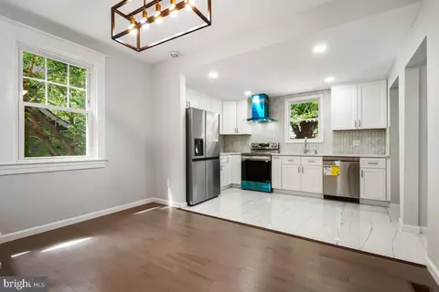 12 Mallow Hill Rd, Baltimore, MD 21229 photo 9