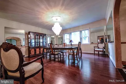 Dining - 3510 Sequoia Ave, Baltimore, MD 21215 photo 1 of 3