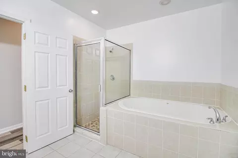 Bath - 3500 Fleet St, Baltimore, MD 21224 photo 4 of 5